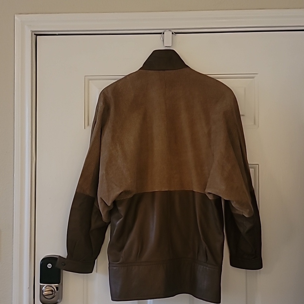 Faux Leather Brown Jacket Size Med - Picture 5 of 8